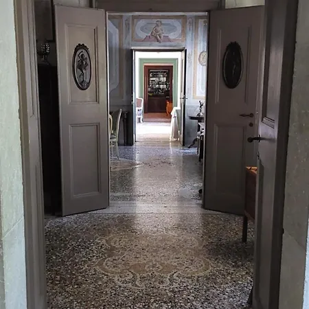 ホテル Cigolotti Vivaro